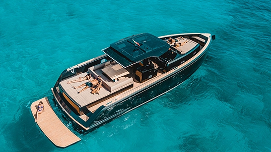 Rental yachts in Ibiza